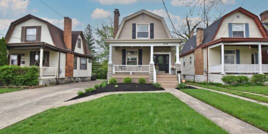 Charming Dutch Colonial in Hot Norwood!