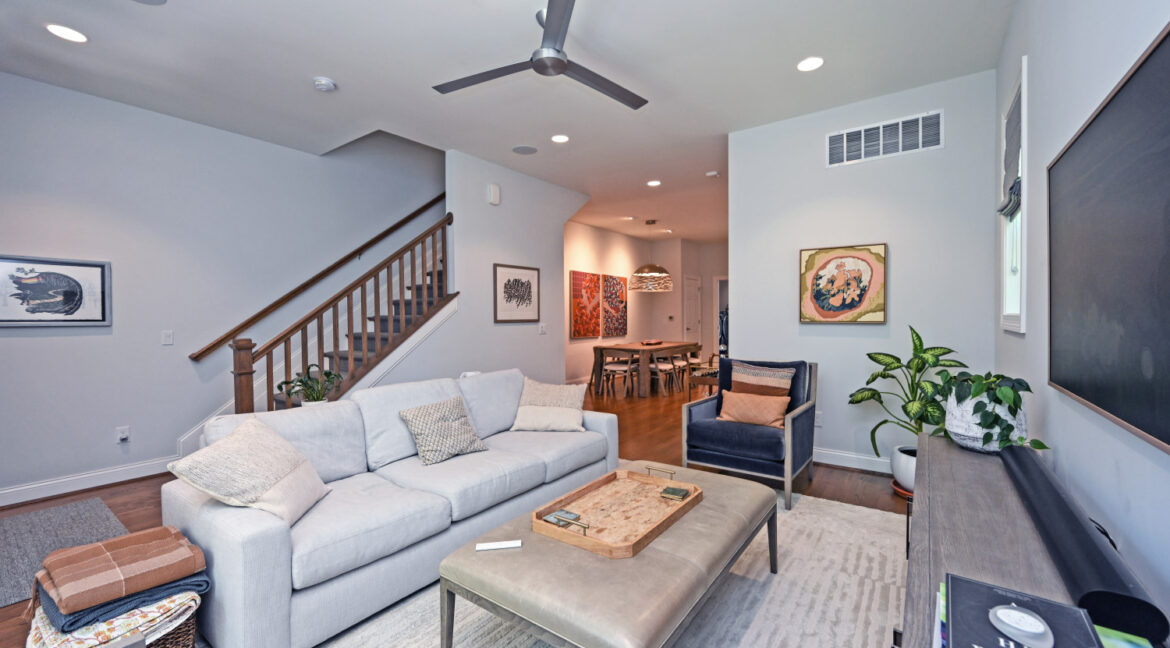 1620MerrimacSt_10
