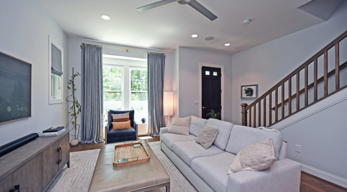1620MerrimacSt_11