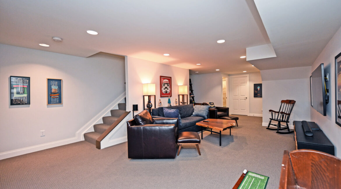 1620MerrimacSt_48