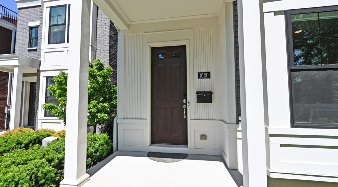 1620MerrimacSt_7