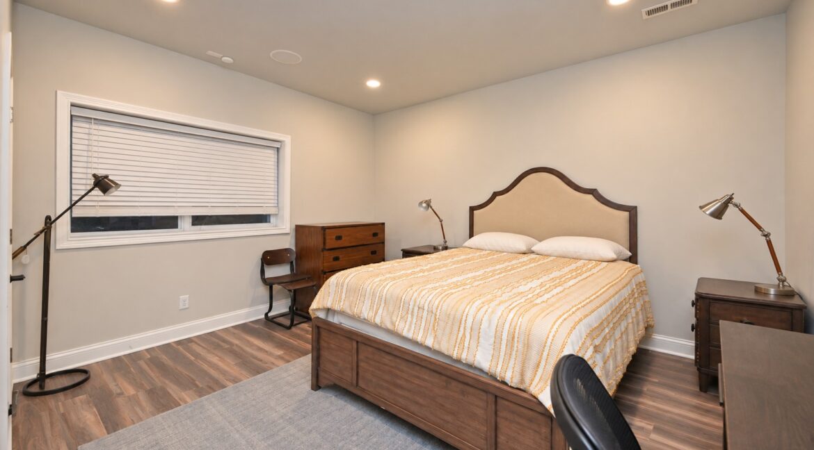 8663HamptonBayPl_89
