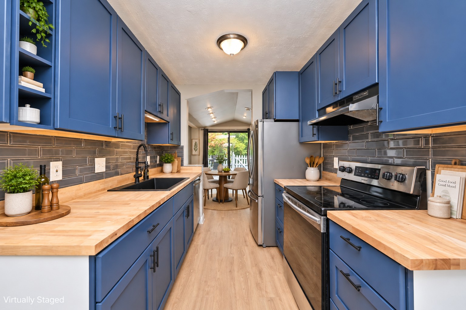 UPDATED BLUE ASH TOWNHOME | SYCAMORE SCHOOLS